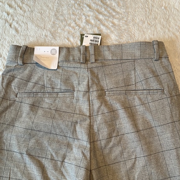 H&M ankle length gray patterned pants with elastic waist - Picture 3 of 6
